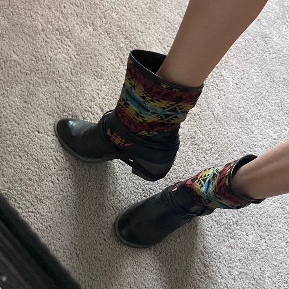 Colorful Boots - Picture 2 of 6